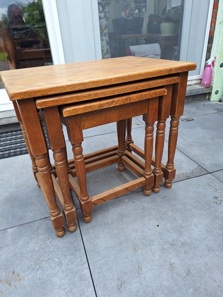 Houten bijzettafel, Antiek en Kunst, Ophalen