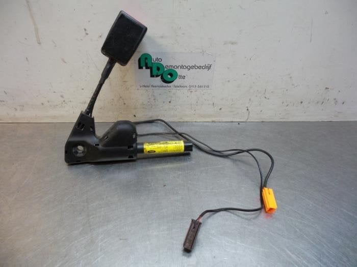 Gordelspanner links van een Ford Mondeo (Mondeo 00-), Gebruikt, -, -, Ophalen of Verzenden
