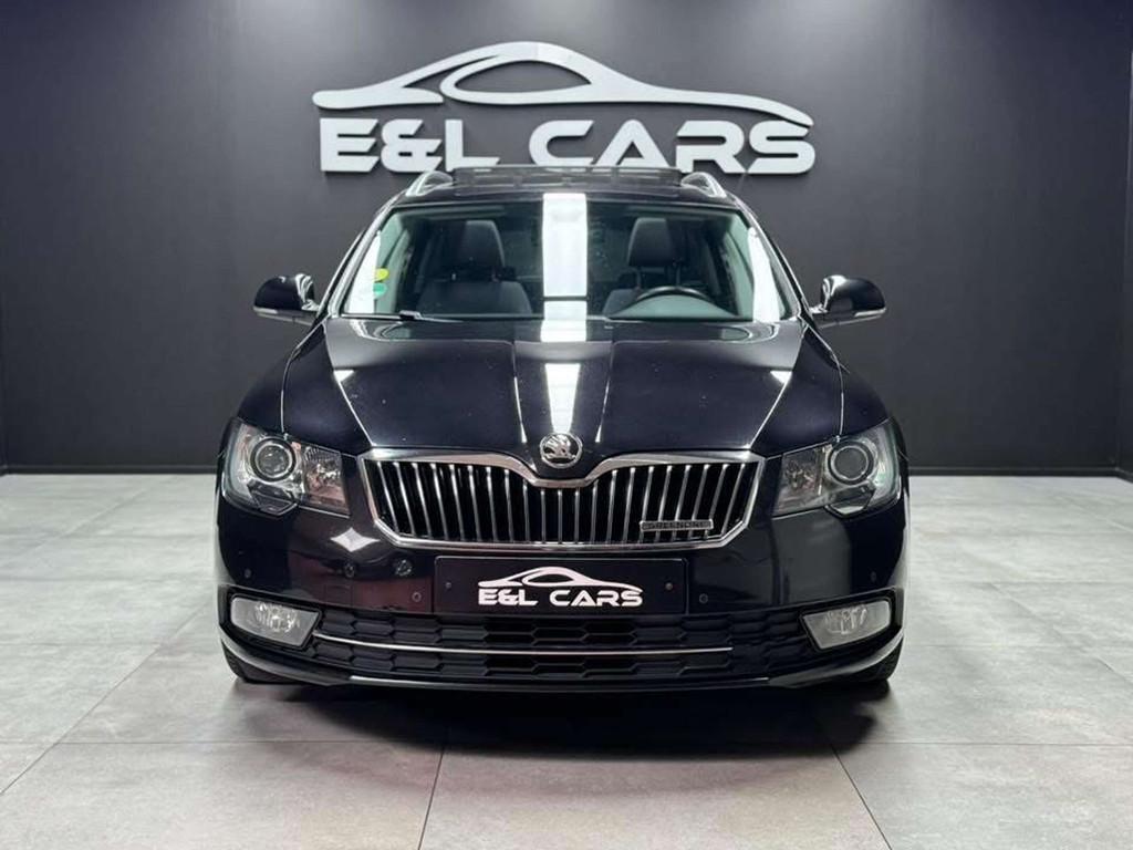 Skoda Superb Superb SW 1.6 CR TDi GreenLine *12 mois de gara, Auto's, Euro 5, Gebruikt, 4 cilinders, Zwart