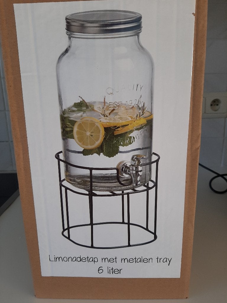 limonade/watertap op standaard, Ophalen