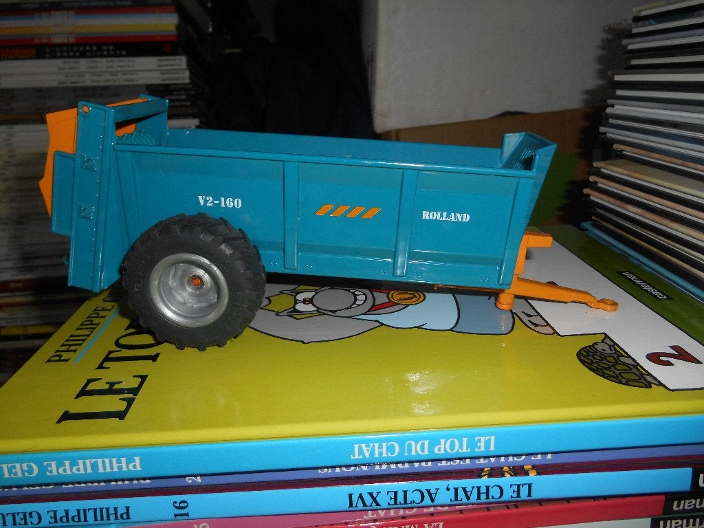 Siku 1/32 épandeur Rolland, Ophalen of Verzenden, SIKU