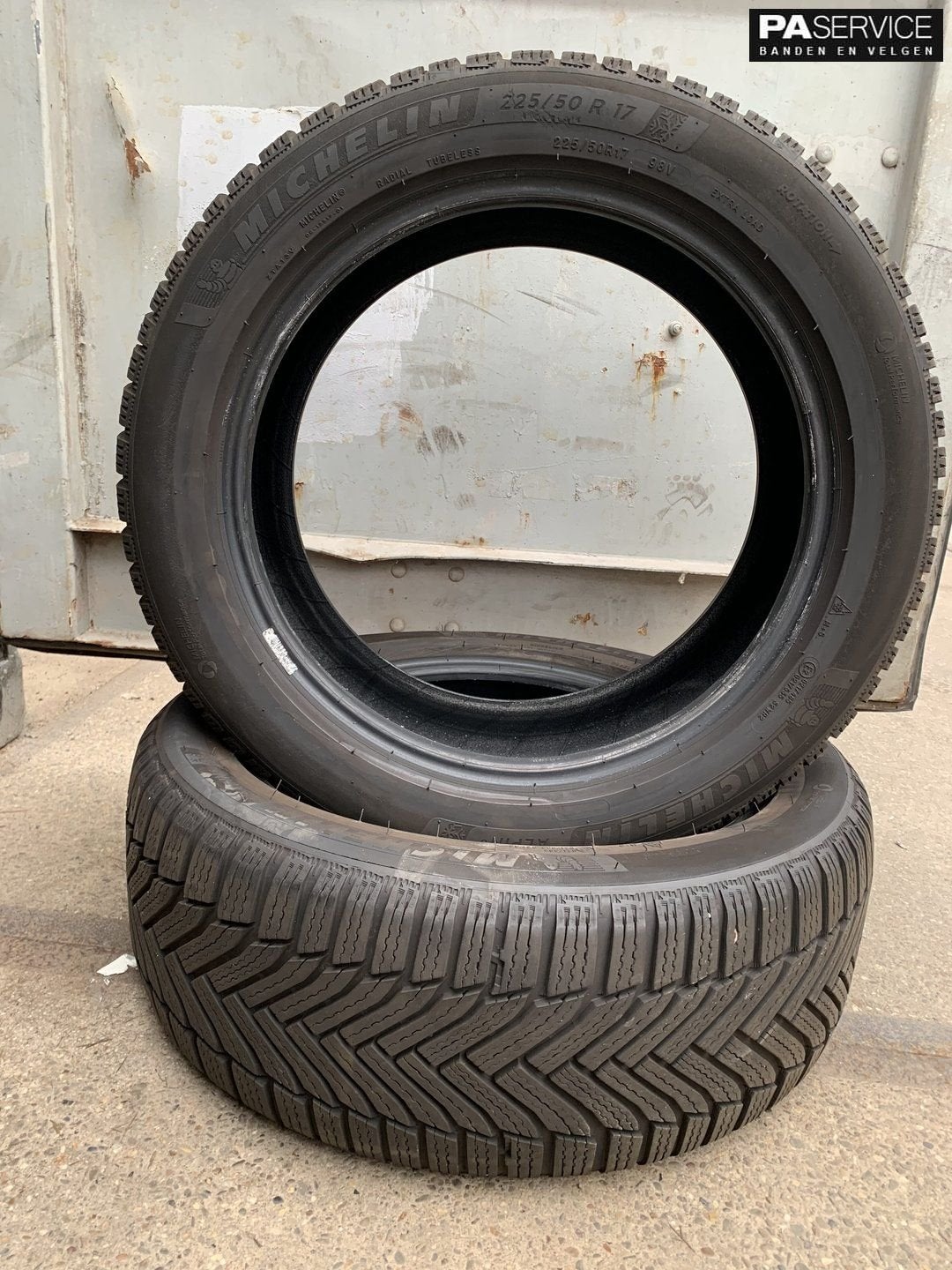 2x Michelin Alpine 225 50 17 winterbanden met 7 mm, Gebruikt, -, -, Banden en Velgen