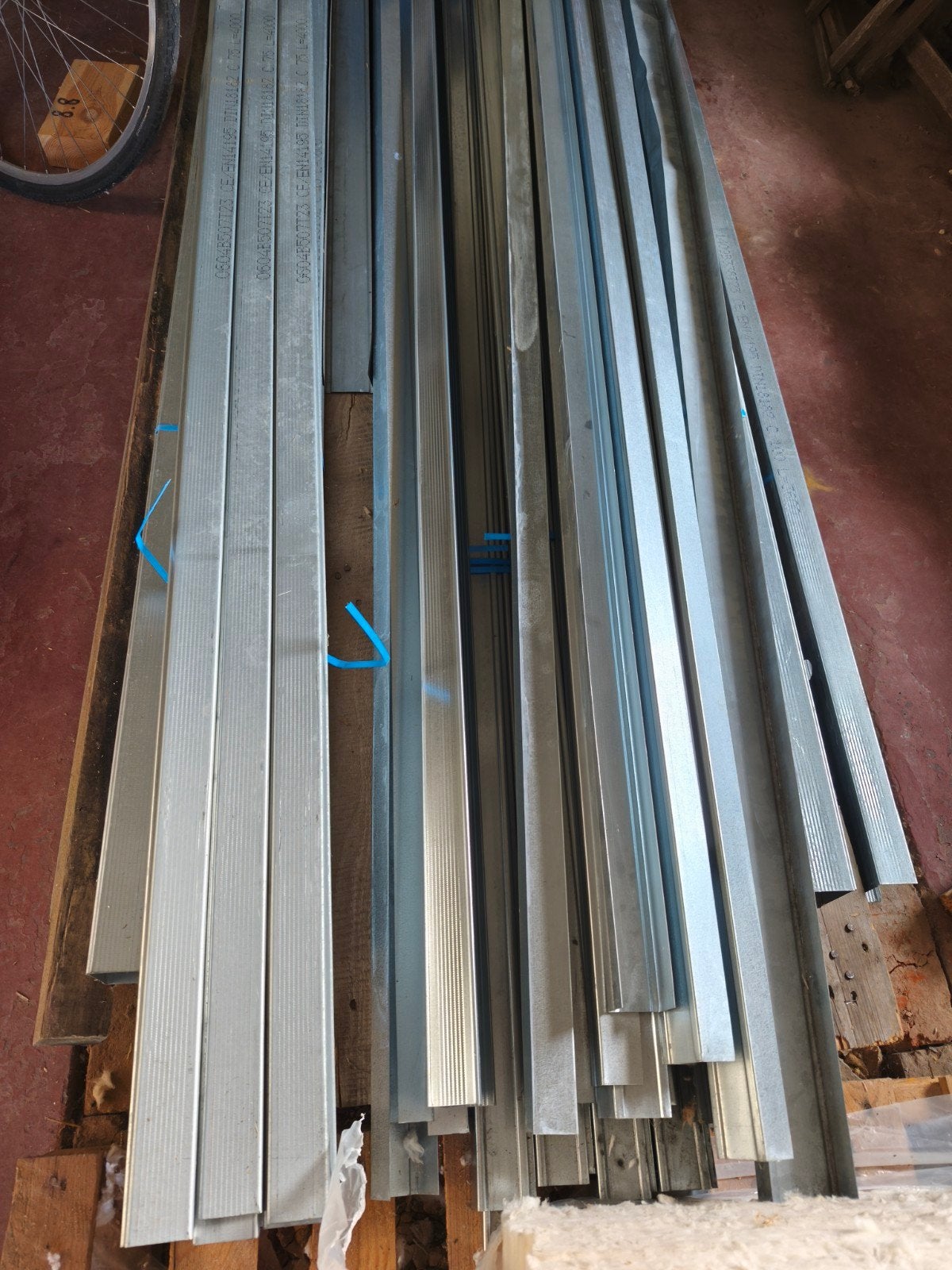 U-profielen (meerdere stuks), Doe-het-zelf en Bouw, Ophalen, Nieuw