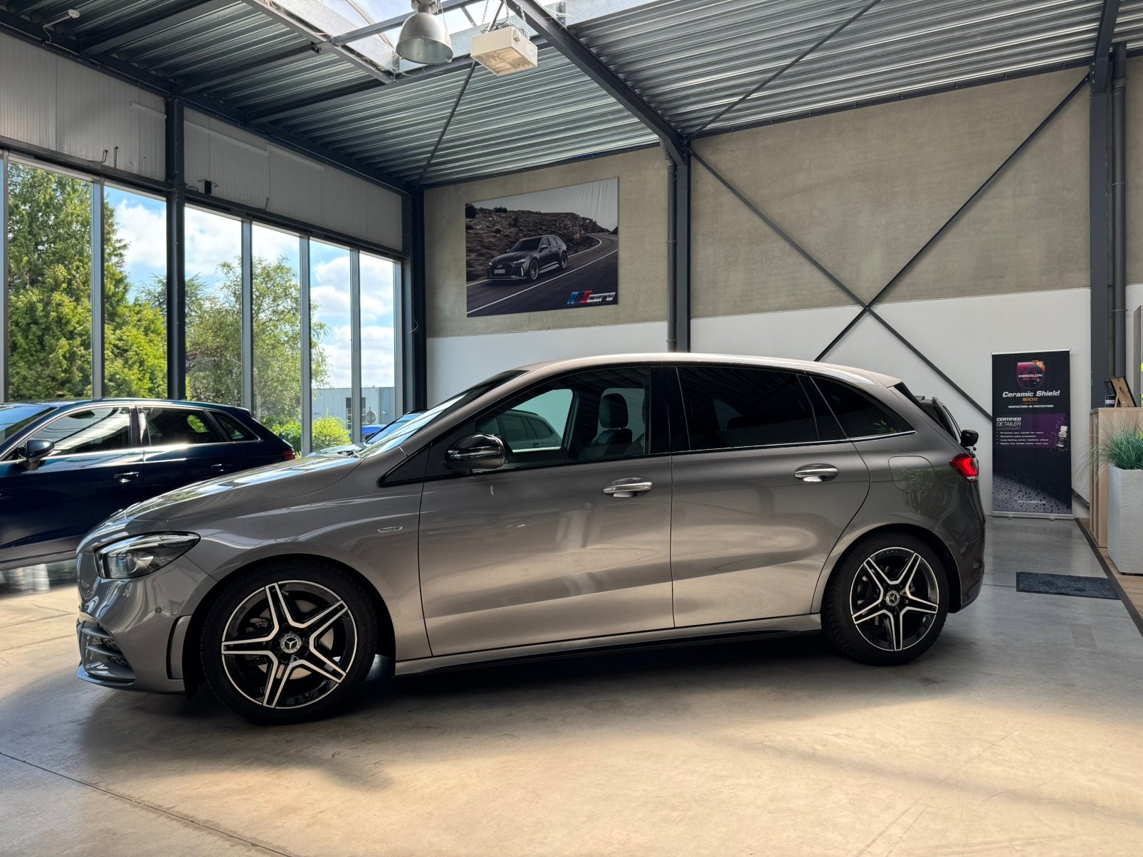 Mercedes B220d AMG-Line Night Package | 04/2021 | 59.000 km, Autos, Mercedes-Benz, Achat, Entreprise, Entretenue par le concessionnaire
