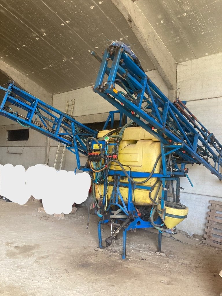 Delvano sproeier 21 meter met spoelbak, Zakelijke goederen, Landbouw | Werktuigen, Ophalen, Akkerbouw, Gewasbescherming en Bemesting
