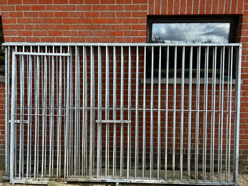 Clôture métallique robuste (2 panneaux + porte), Animaux & Accessoires, Enlèvement, Utilisé, 100 cm ou plus, Chenil chien