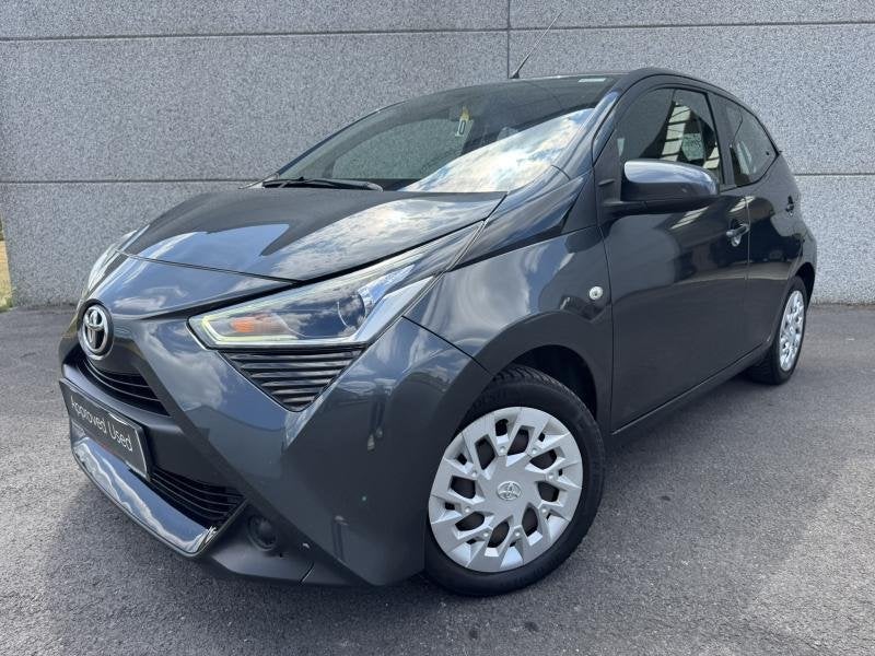 Toyota Aygo 1.0 essence 5MT x-play avec Climatisation, Auto's, Toyota, Euro 6, 72 pk, 93 g/km, 1000 cc