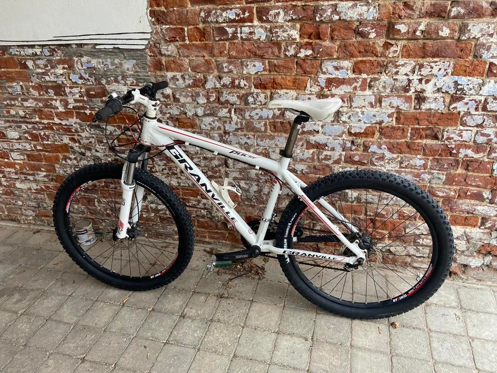 Mountenbike, Fietsen en Brommers, Ophalen, Zo goed als nieuw