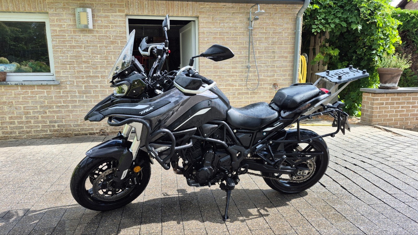 Benelli TRK 702 2024, Motos, Tourisme, Plus de 35 kW, 2 cylindres, Permis Moto A2 minimum