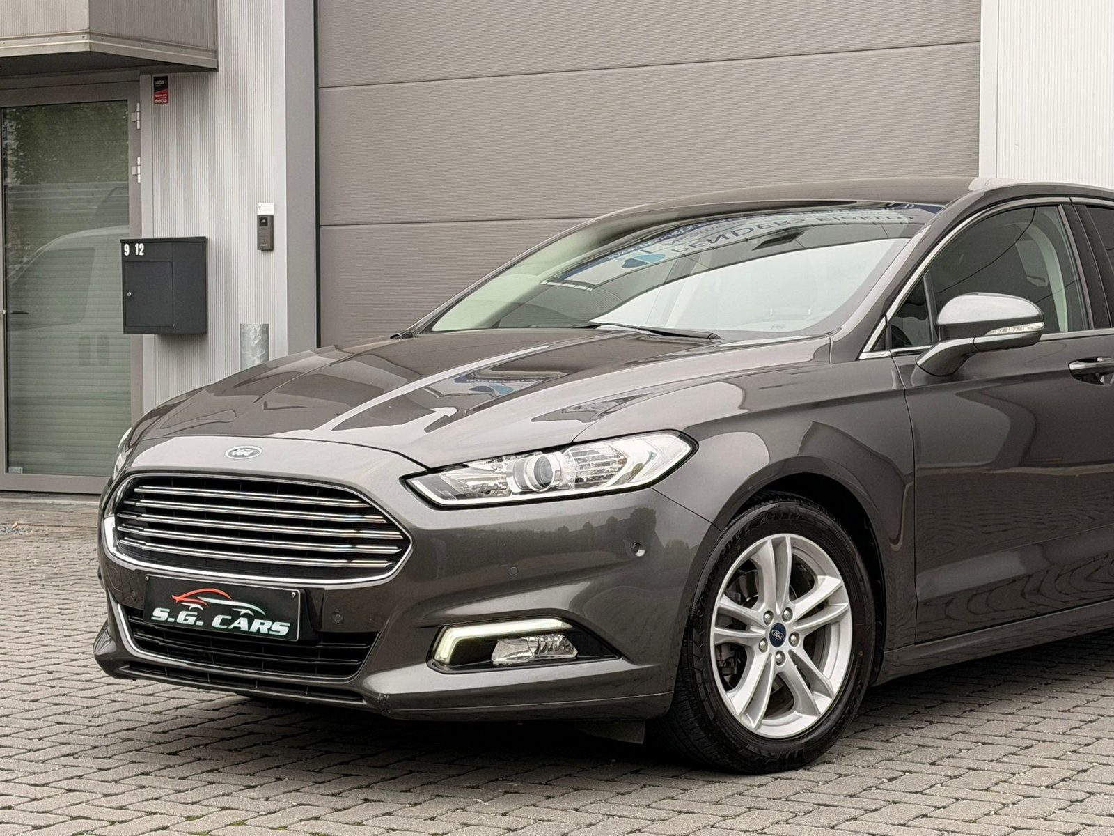 FORD MONDEO 1.5 BENZINE 130.000KM EURO6b 2019, Auto's, Euro 6, Mondeo, Bedrijf, Handgeschakeld