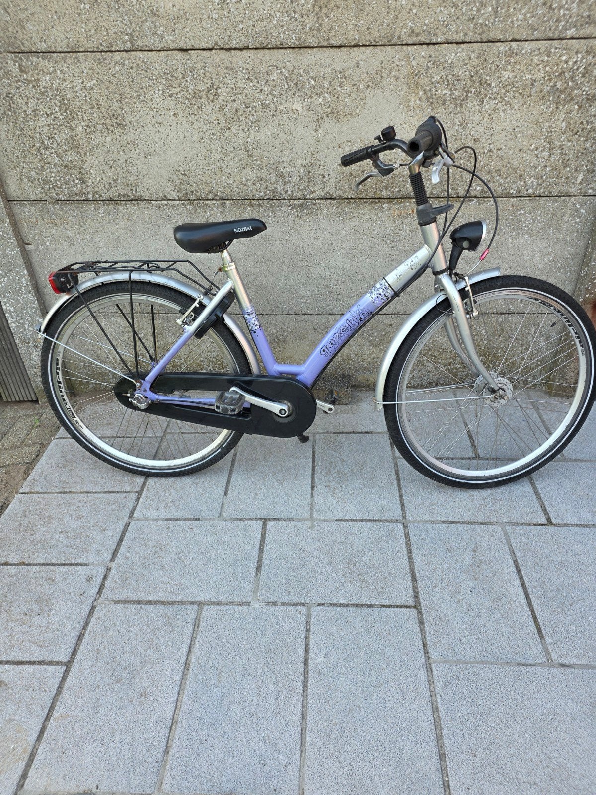 2 meisjes fietsen, Ophalen, Versnellingen