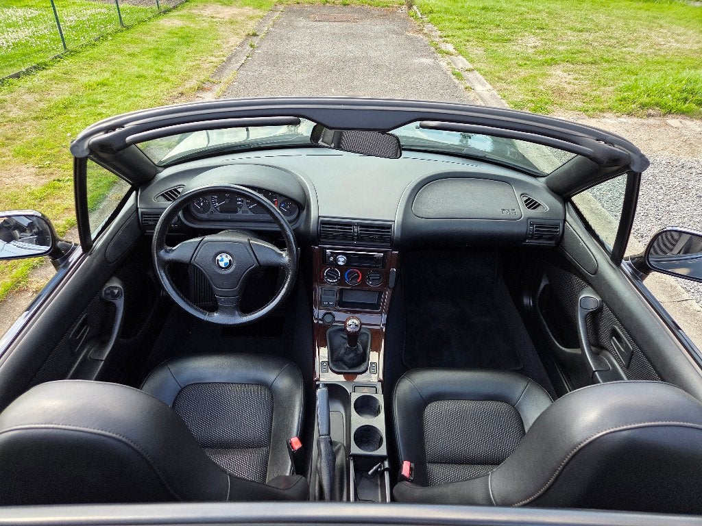 BMW Z3 1.8i 116 pk | 107.000 KM | COSMOSSCHWARZ | OLDTIMER, foto 2