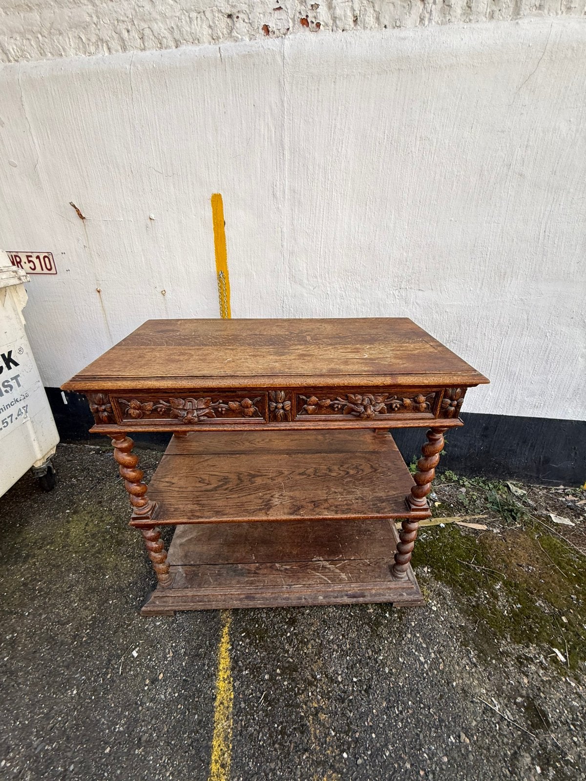 Antieke kast, Ophalen