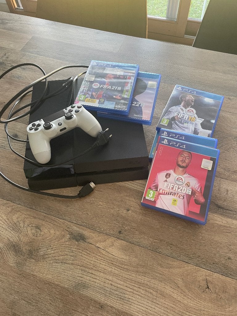 PS4 avec manette et jeux, Enlèvement, Utilisé, Avec 1 manette, Avec jeux
