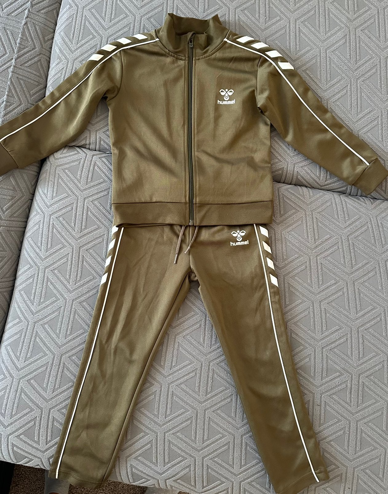 Sportpak voor kinderen, Kinderen en Baby's, Kinderkleding | Maat 122, Ophalen, Zo goed als nieuw