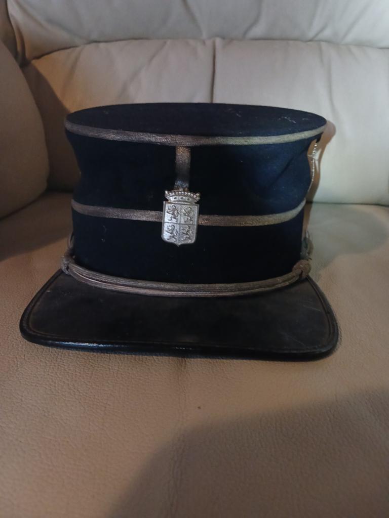 Képi police Hainaut années 30 . Foison Bruxelles, Collections, Enlèvement ou Envoi