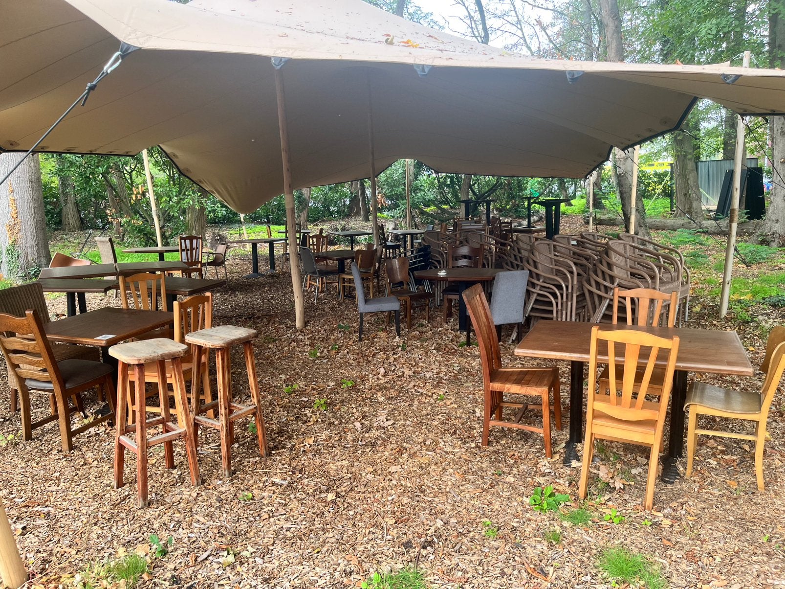 Lot - tafels en stoelen, Ophalen, Gebruikt