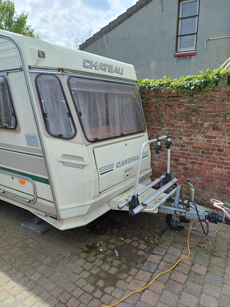 caravan, Chateau, Treinzit, Particulier, Lengtebed
