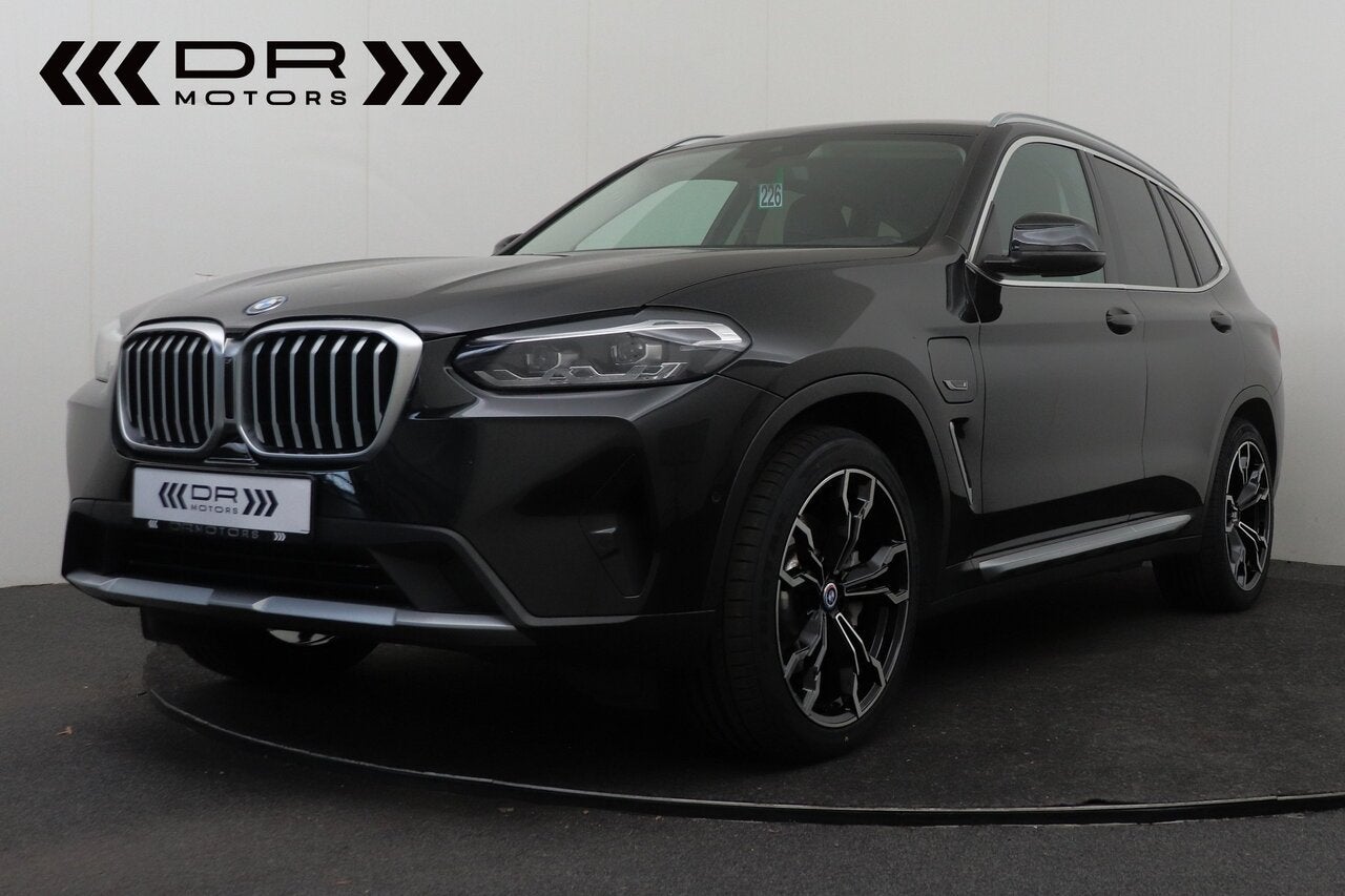 BMW X3 30e HYBRID-  TREKHAAK - PARK ASSIST - SPORTZETELS IN, 1998 cc, 0 min, 292 pk, USB