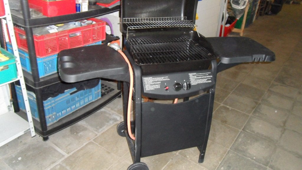 bbq op gas, Ophalen, Zo goed als nieuw