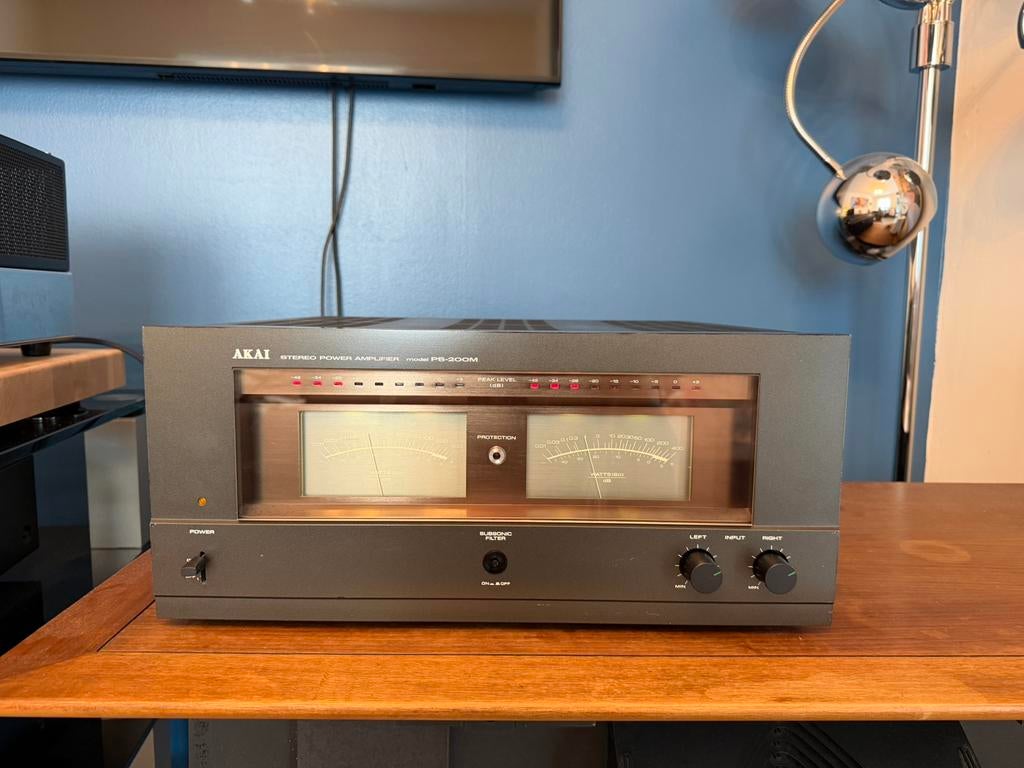 Akai ps-200m, Enlèvement