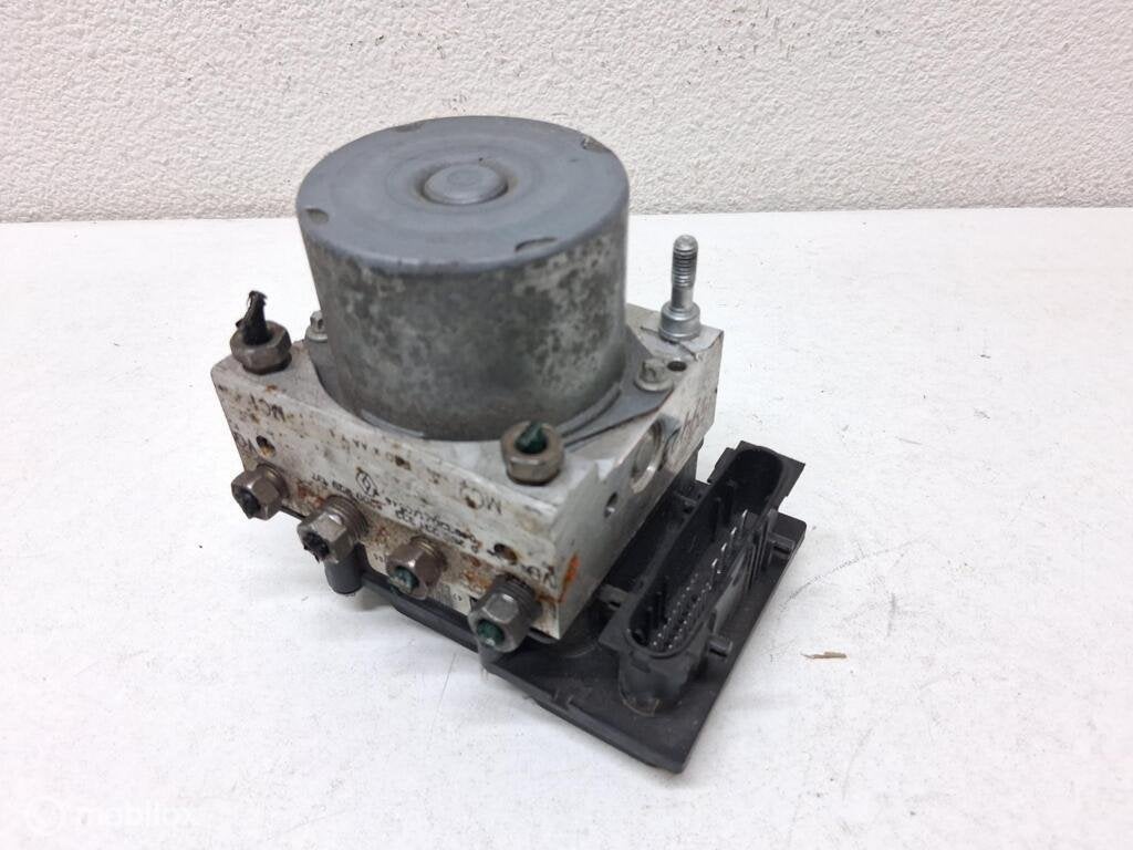 ABS pomp Renault Clio II ('98-'08) 265231333, Enlèvement ou Envoi, Renault, Utilisé