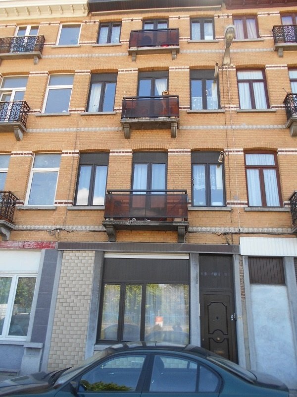 Immeuble de rapport à vendre a Schaerbeek, Immo, Maisons à vendre, Bruxelles