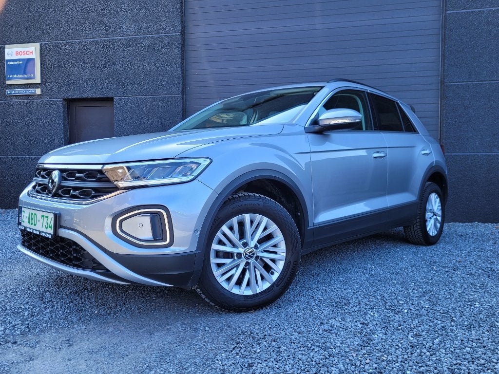 Volkswagen T-ROC 1.5Tsi Dsg CARPLAY/ZETELV/VIRTUAL/LED, Autos, Volkswagen, Argent ou Gris, Achat, Phares entièrement LED, Entretenue par le concessionnaire