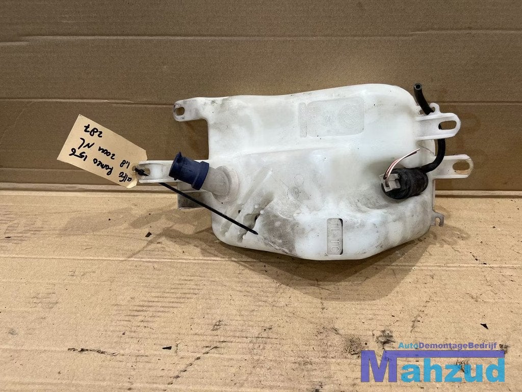 ALFA ROMEO 156 Ruitensproeiertank reservoir 1997-2005, Auto-onderdelen, Ruiten en Toebehoren, Alfa Romeo, Gebruikt