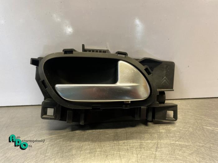 Portiergreep 4Deurs rechts-voor van een Peugeot 208 (208 12-, Gebruikt, -, -, Ophalen of Verzenden