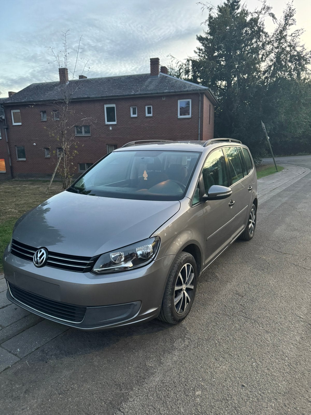 Volkswagen vw touran 1.6 tdi 2012, Elektrische ramen, Particulier, Onderhoudsboekje, Te koop
