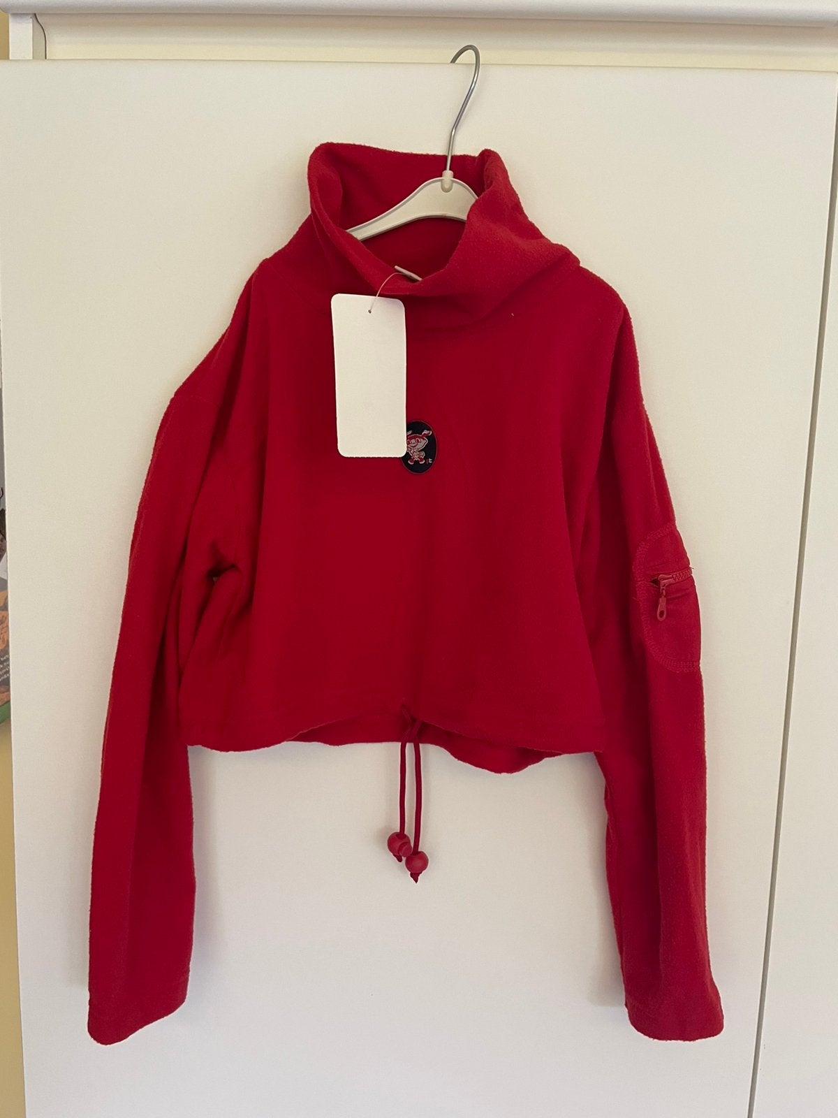 Nieuwe croptoptrui 134, Kinderen en Baby's, Kinderkleding | Maat 134, Ophalen of Verzenden, Nieuw