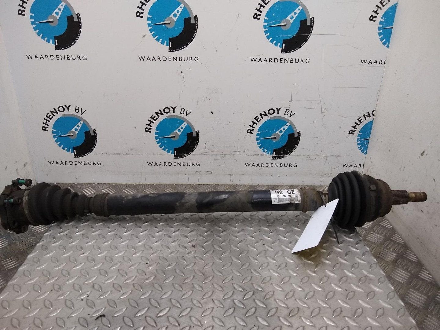 VOLKSWAGEN BORA AANDRIJFAS R 2001, Auto-onderdelen, Ophalen of Verzenden, Gebruikt, Stiba lid