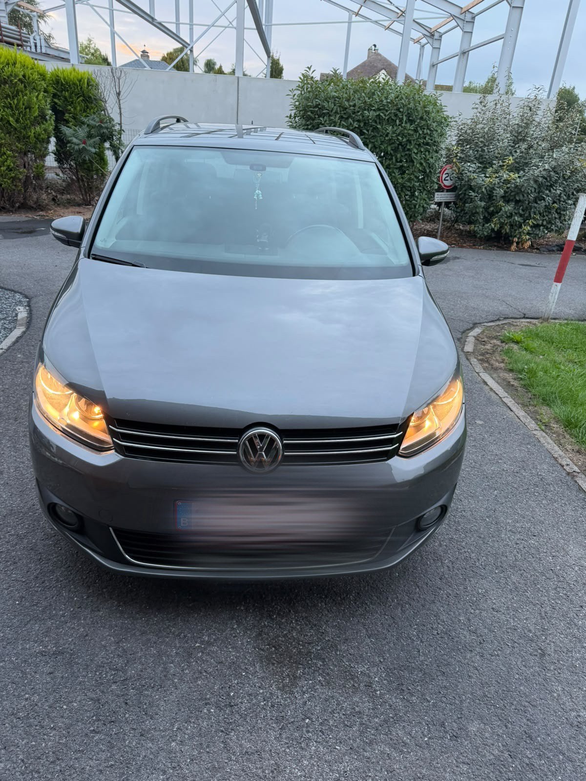Volkswagen touran 7persons, Stof, 7 zetels, Handgeschakeld, Grijs