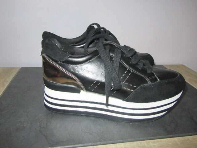 2 paar zwarte sneakers - Maat 38 - gedragen - Dames, Enlèvement ou Envoi, Sneakers et Baskets, Porté, Noir