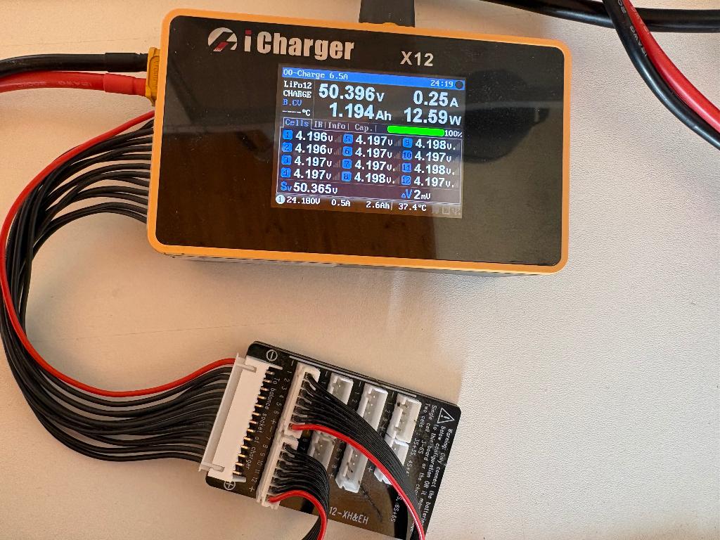 Charger Junsi X12, Enlèvement ou Envoi, Comme neuf, Autres types, Hélicoptère