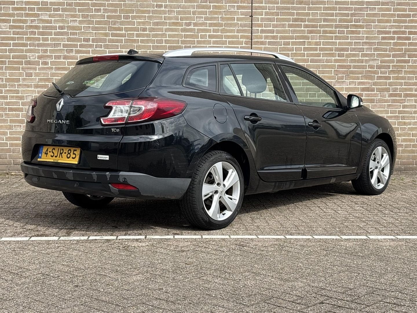 Renault Megane Estate 1.2 TCe Authentique | Climate | Cruise, Auto's, Zwart, Bedrijf, Mégane, Break