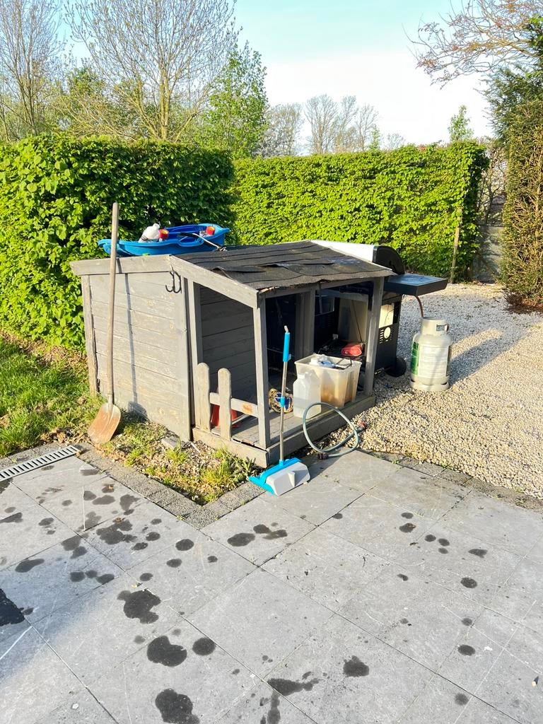 Hondenkot gratis, Tuin en Terras, Ophalen, Zo goed als nieuw