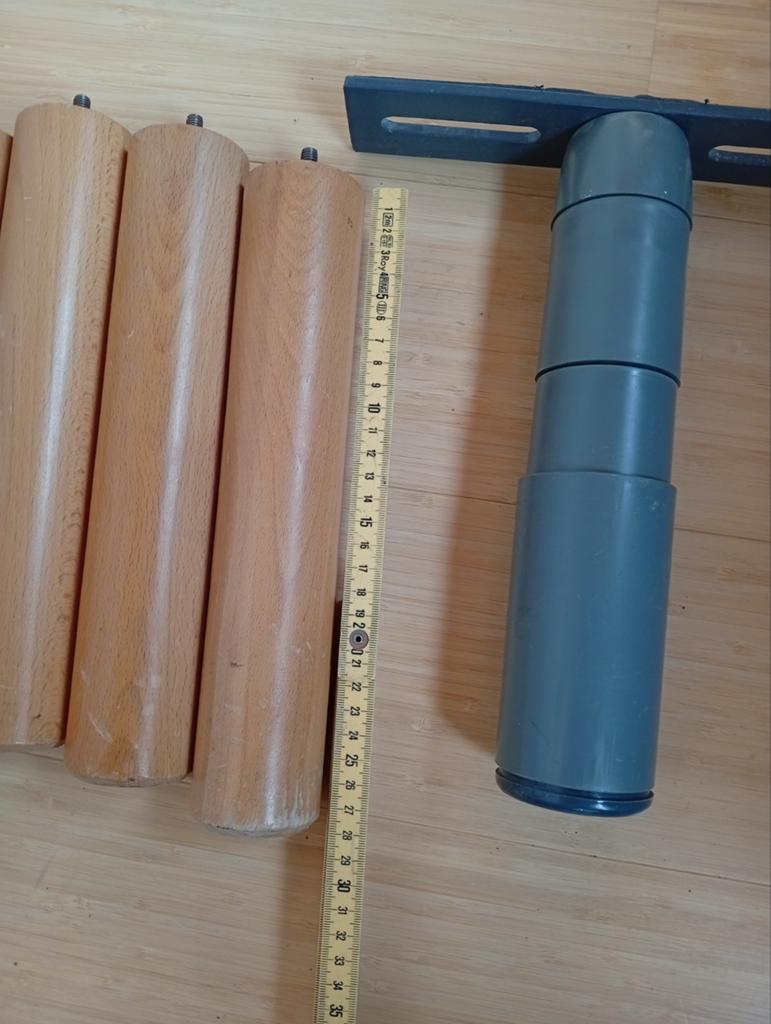 Bedpoten (4 normale van 28cm + 2 verbindingspoten), Antiek en Kunst, Antiek | Meubels | Bedden, Ophalen