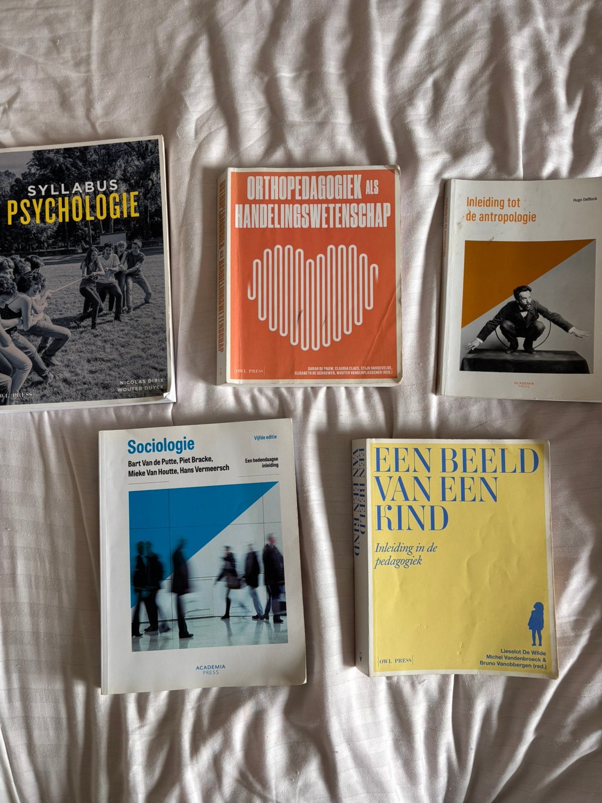 Boeken pedagogische wetenschappen 1ste bachelor UGENT, Boeken, Ophalen, Zo goed als nieuw