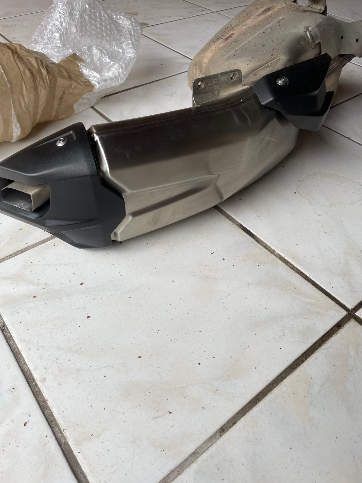 Uitlaat BMW f900, Enlèvement, Comme neuf, Pot d'échappement