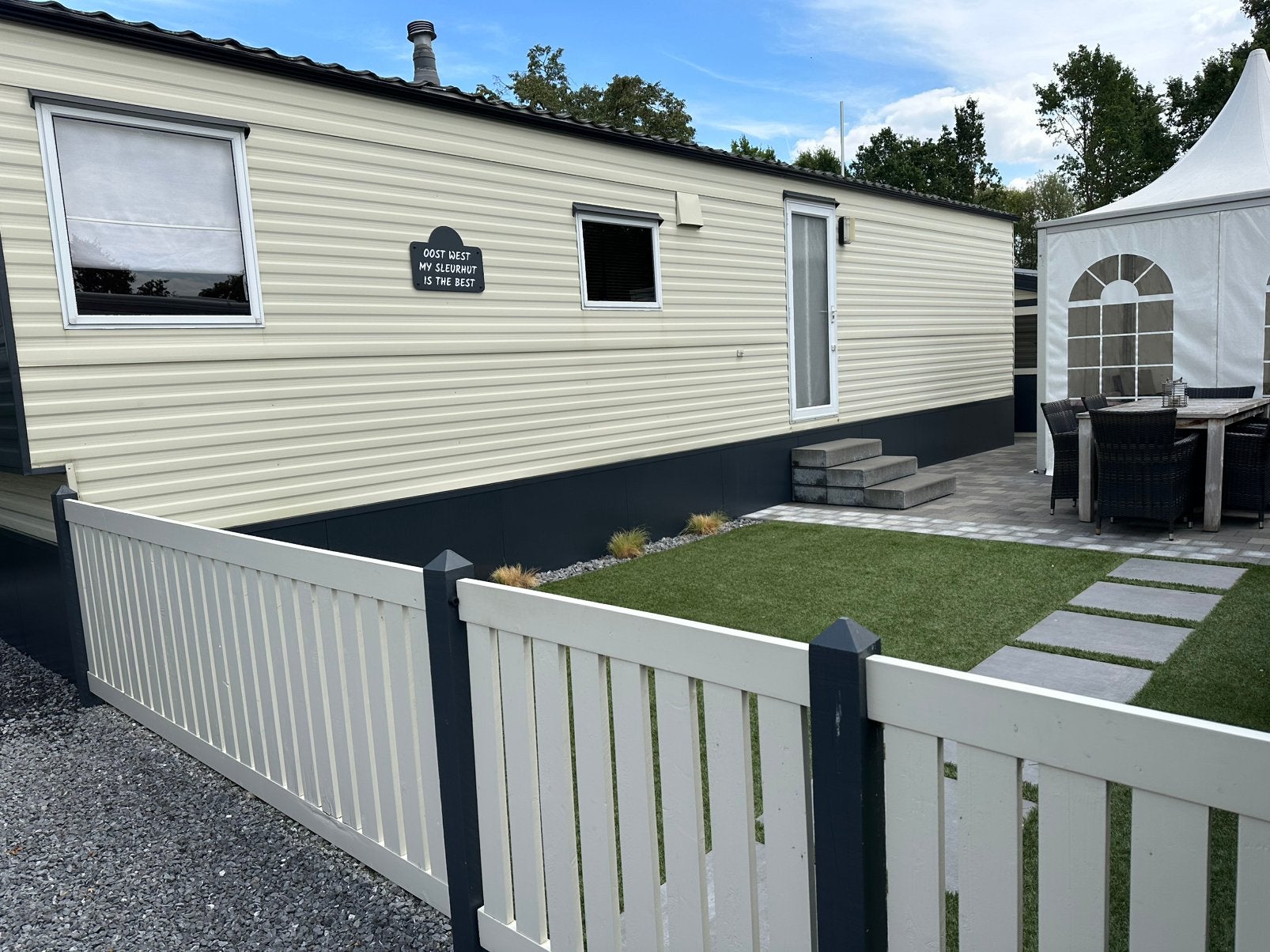 Te koop : Comfortabele stacaravan Heerenlaak(Maaseik), Caravans en Kamperen, Caravans, Particulier, Airco