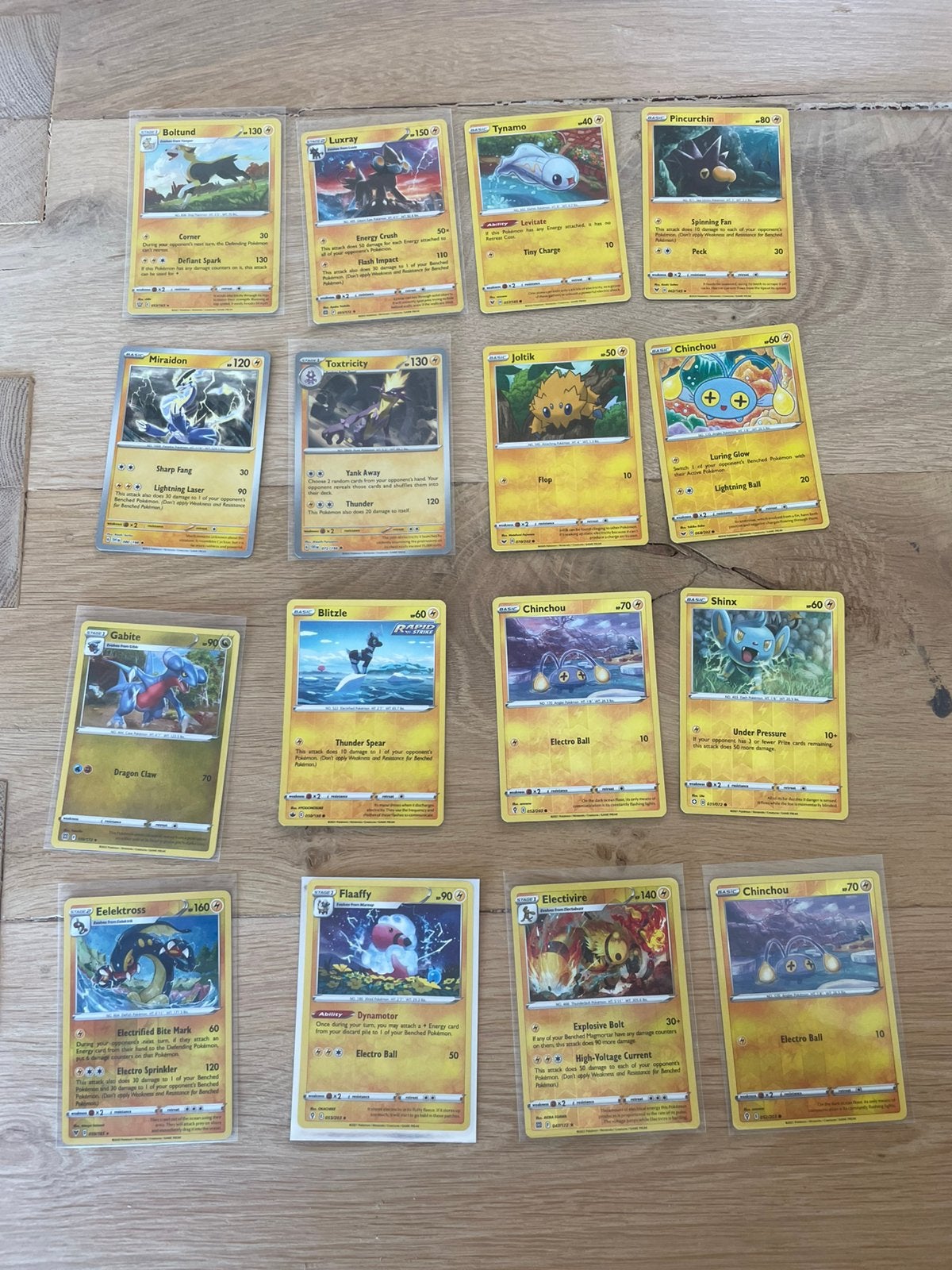 Cartes Pokemon holo/holo inversées, Enlèvement ou Envoi, Comme neuf