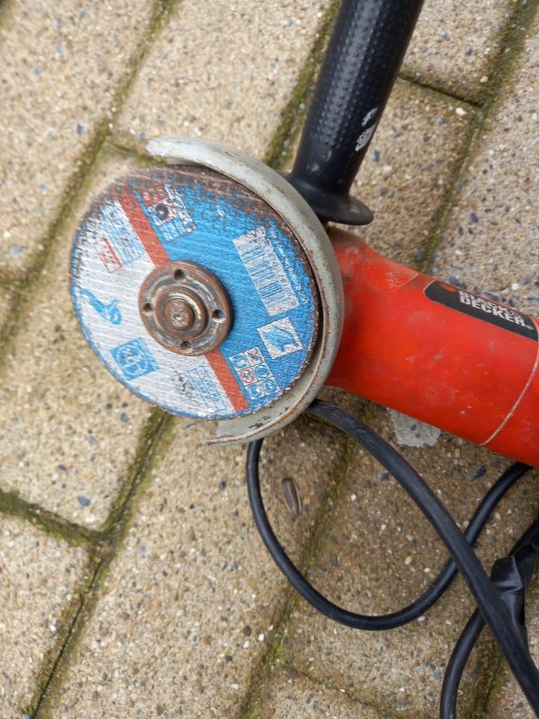 125 mm haakse slijper met zwarte dekker, Doe-het-zelf en Bouw