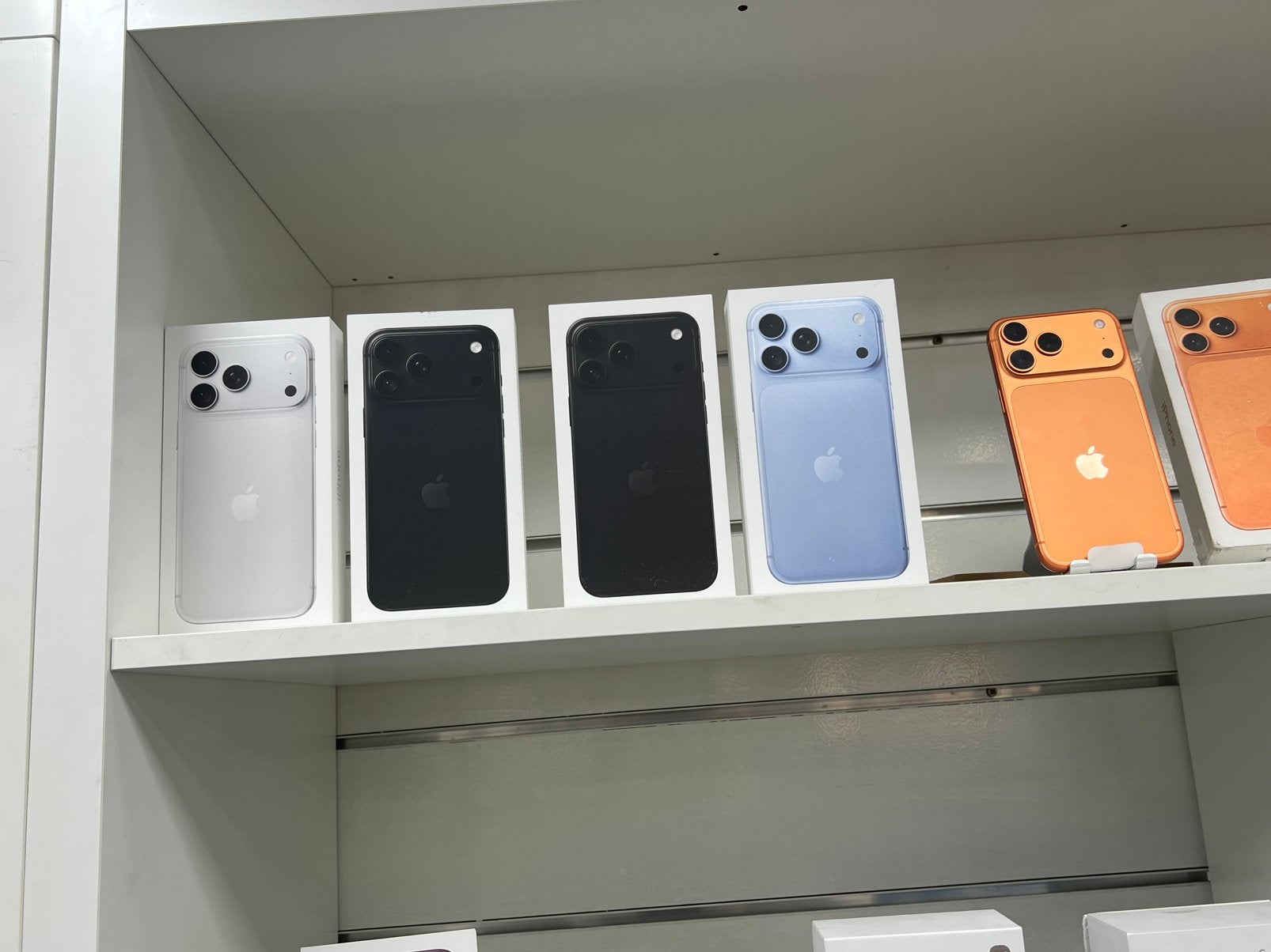 iPhone 18 pro max 256 Go NOUVEAU, Enlèvement, IPhone 18 Pro Max, 100 %, Neuf