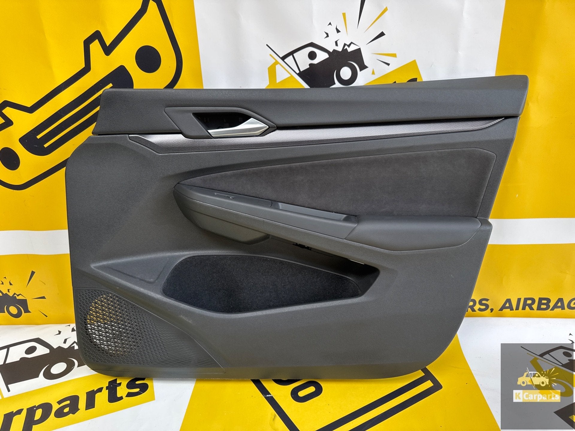 VW Golf 8 deurpaneel deurpaneel voor rechts deurpaneel 5H186, Info@fabrikant.eu, Voor, Fabrikant BV, Gebruikt
