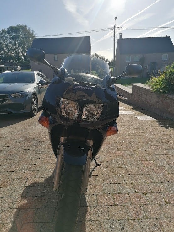 HONDA VFR750 RC36, Motos, Occasion, Particulier, 4 cylindres, 750 cm³