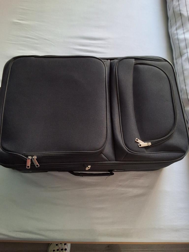 Valises, Enlèvement