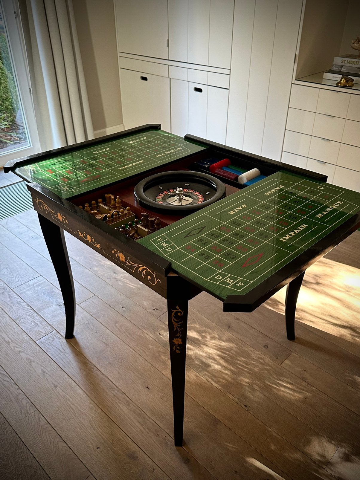 Italian Sorrento Game Table, Ophalen