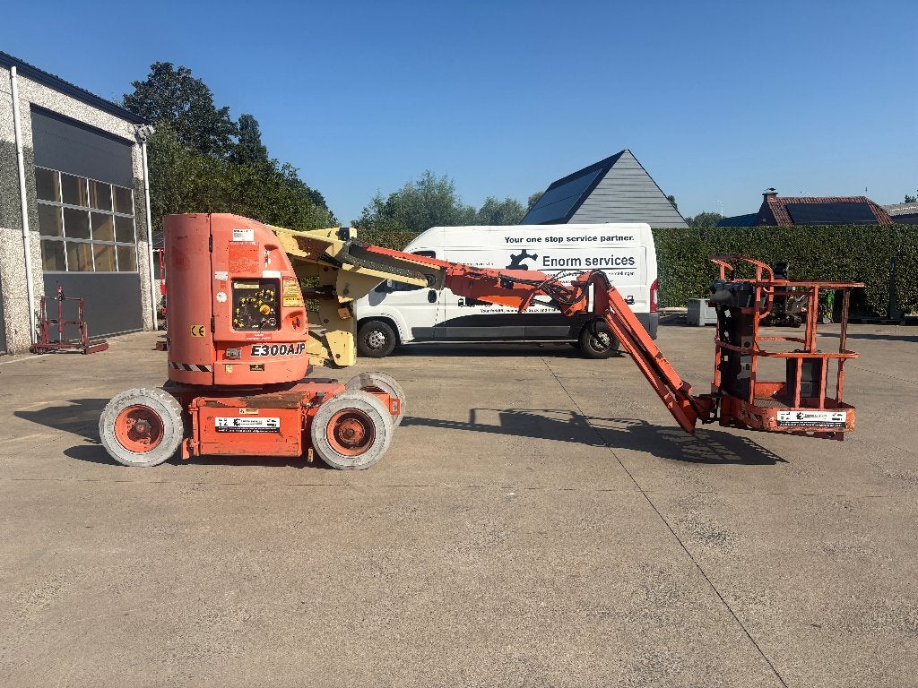 JLG E300 AJP hoogwerker, Enlèvement